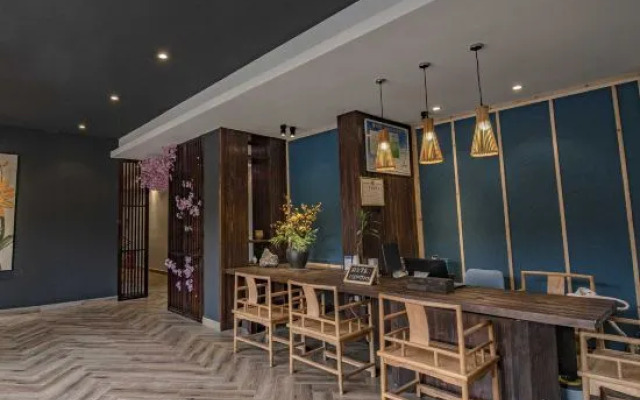 Wuyi Shanshuizhuang Inn