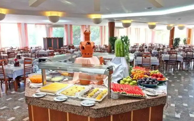 Sirenis Seaview Country Club