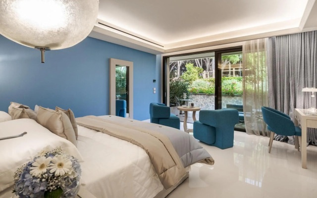 Cala Beach Resort