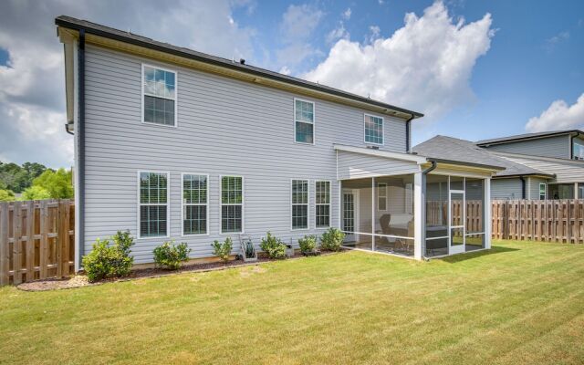 Quaint Grovetown Getaway w/ Private Hot Tub!