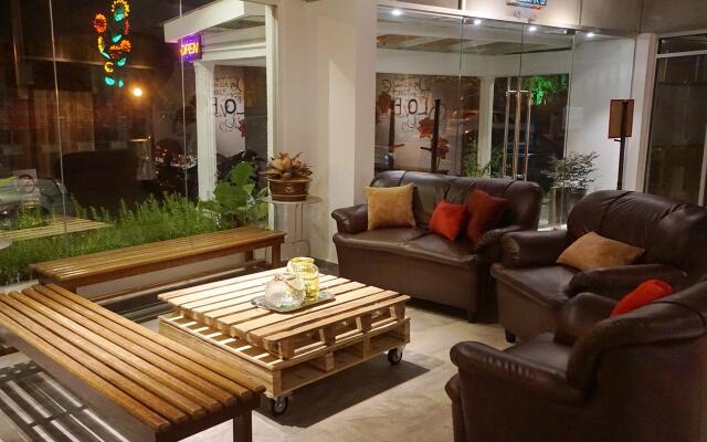 Riverine Garden Hotel