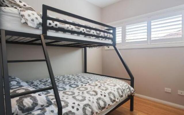 7a Judith Street - stunning duplex with ducted air conditioning