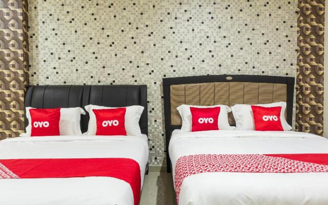 OYO 1977 Harvest Residence