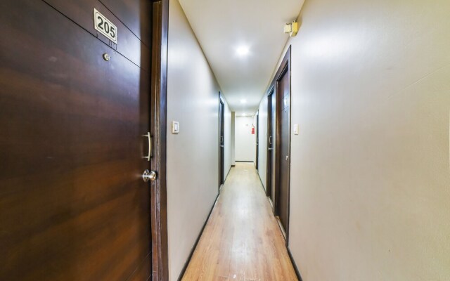 OYO 4668 Hotel Ocean Residency