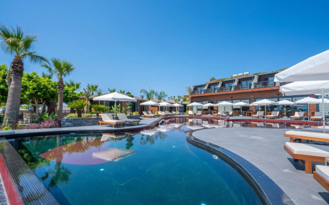 Porto Amore Club  Hotel