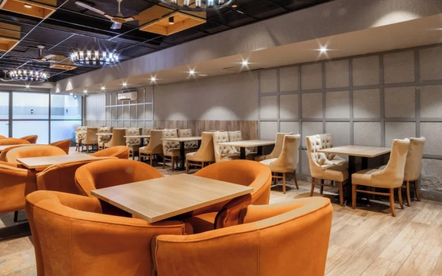 Housr Sector 42 Gurgaon Golf Course Road
