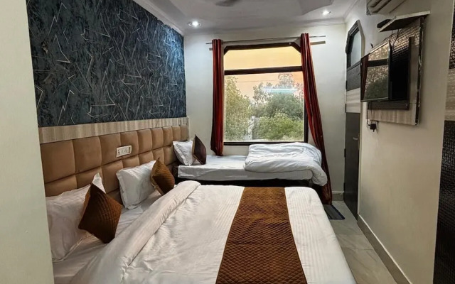 Hotel Akash Continental