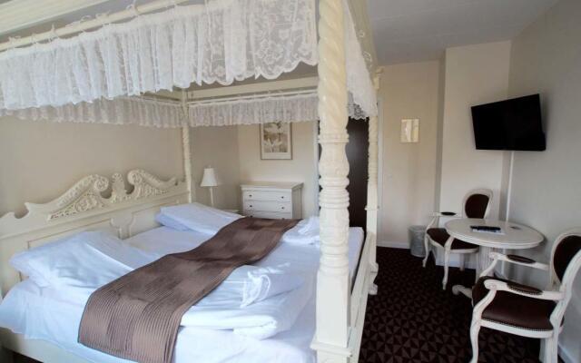 Foldens Hotel
