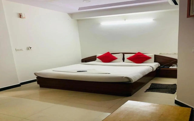 Hotel Champion Inn near Yeswantpur Junction Railway Station