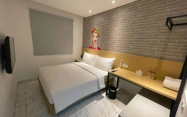 Palm Park Hotel Surabaya