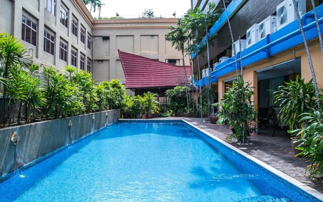 OYO 179 Malacca Straits Hotel