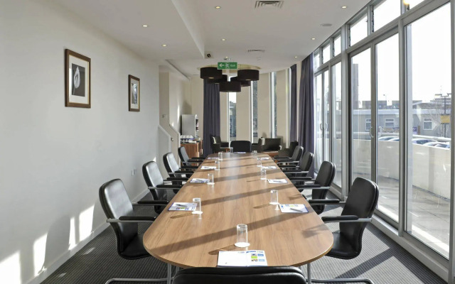 Belvilla Crewe City Centre Hotel Lifestyle