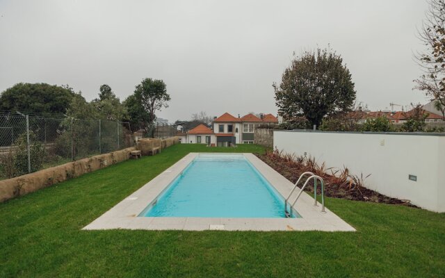 Home with a Pool by Vacationy