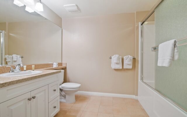 Global Luxury Suites at River Oaks Park