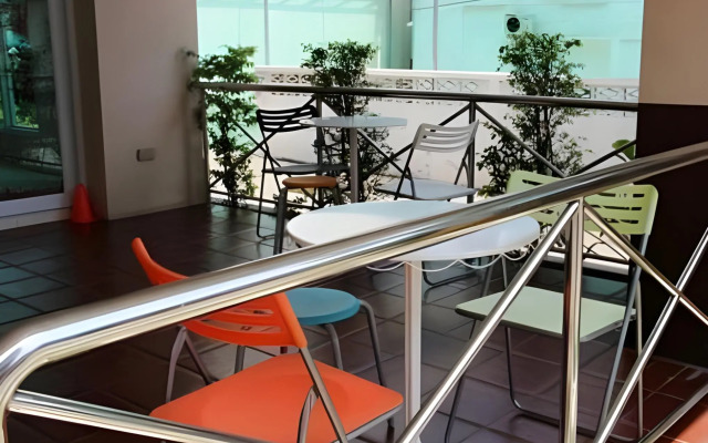 Baan Vor Sumongkol Services Apartment