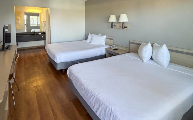 Motel 6 Las Vegas, NV - Boulder Highway