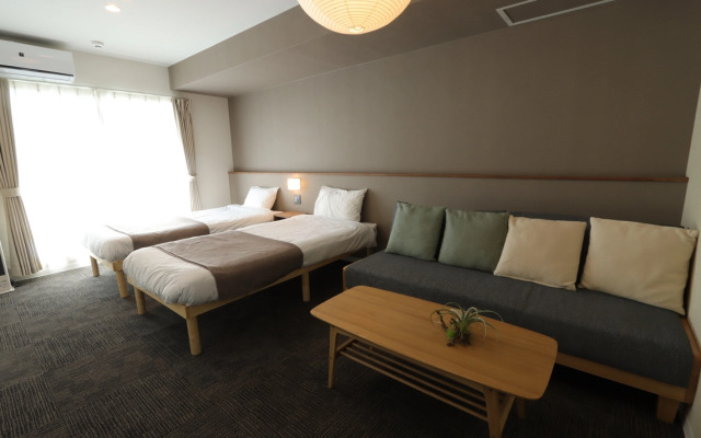 UCHI Living Stay Otaru Suitengu