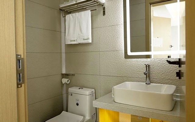 Green Tree Inn Hebei Tangshan Normal University