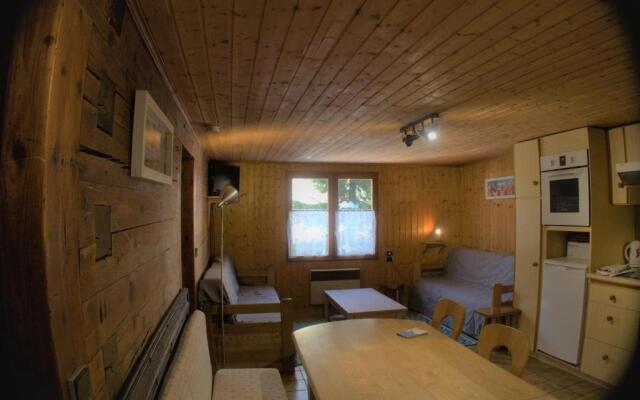 CHALET VENDEE-NEIGE Appartement CHARMIEUX 6 places 3 chambres