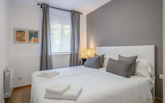 Inside Barcelona Apartments Salvà