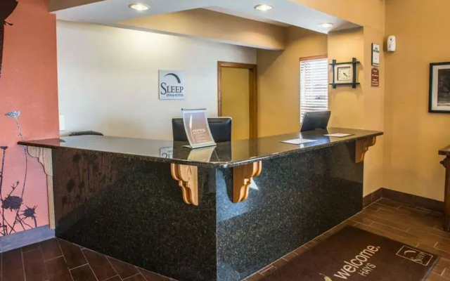 Sleep Inn & Suites
