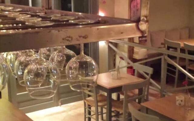 Xanthippi Hotel Apartments