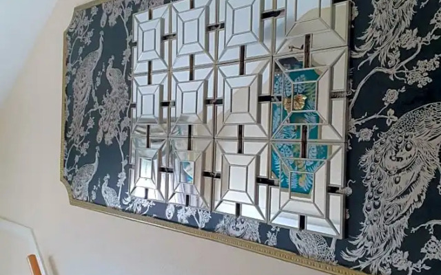 The Holly & Ivy (Adults Only)