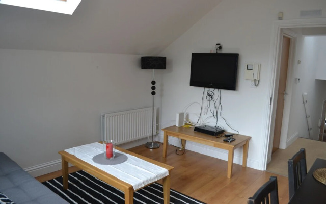 Cozy Modern Bedroom Apartment City L1