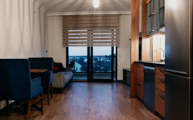 Ceneviz Suit Hotel