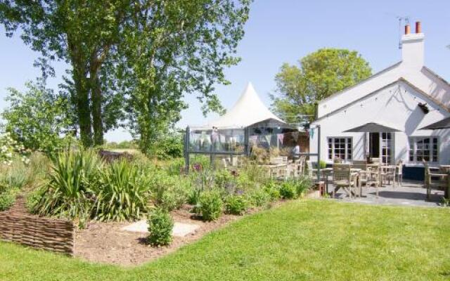 The Cottages at Crouchers Orchards