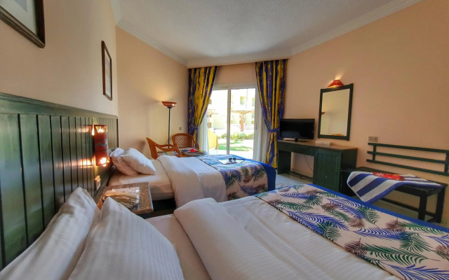 Eurotel Palm Beach Resort