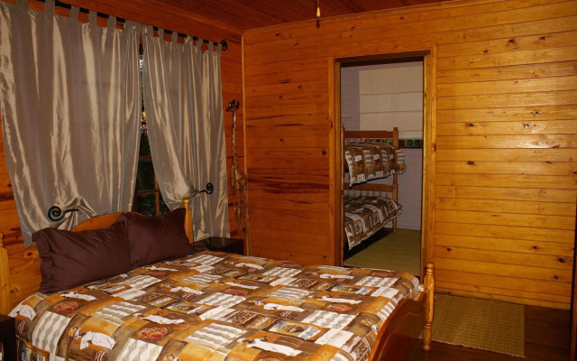 Isinkwe Backpackers Bushcamp