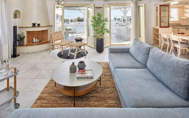 La Maison Luxurious Living