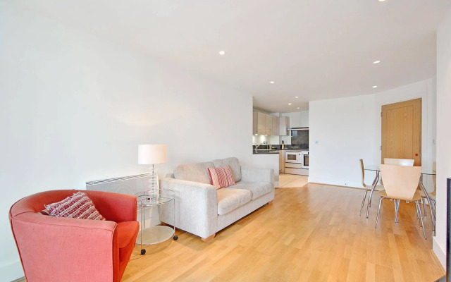 St George Wharf Apartments