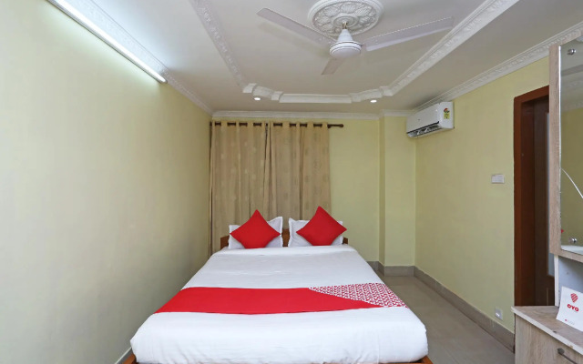 OYO 11488 Hotel Subham Palace