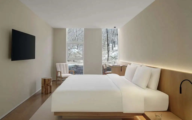 Commune by the Great Wall, in the Unbound Collection by Hyatt – Guest Rooms – Beijing