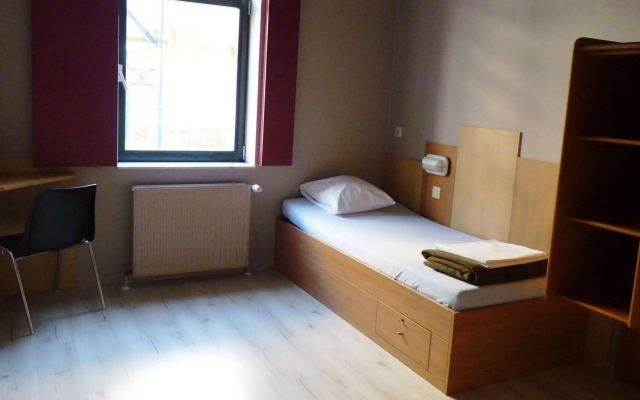 Sleep Well Youth Hostel