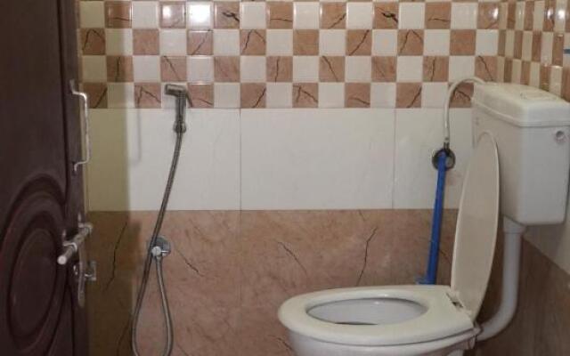 Hotel Royal Suites And Rooms