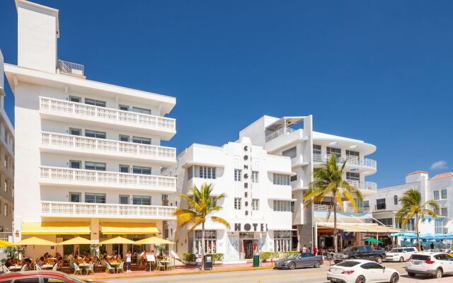 Suites at Congress Ocean Drive