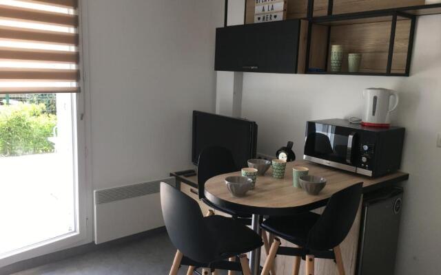 Studio Merville-Franceville-Plage, 1 pièce, 3 personnes - FR-1-487-222