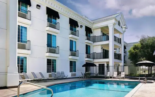 Sequoia Inn