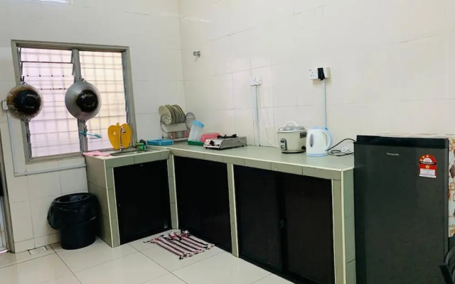 Zahara Homestay