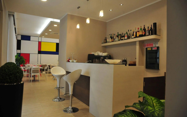 GG8 Hotel & Suite SPA