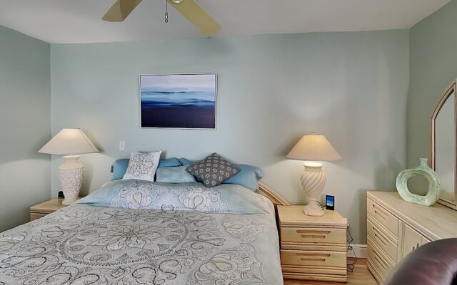 Estero Beach and Tennis 705c