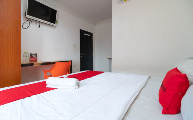 RedDoorz near RSIA Andini Pekanbaru