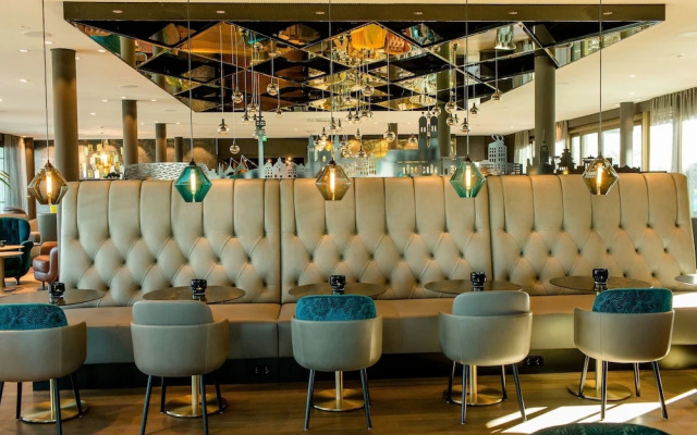 Motel One Munich - Messe