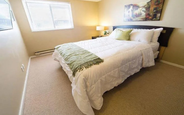 Executive Suites by Roseman