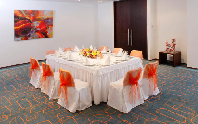 Hotel Estelar En Alto Prado