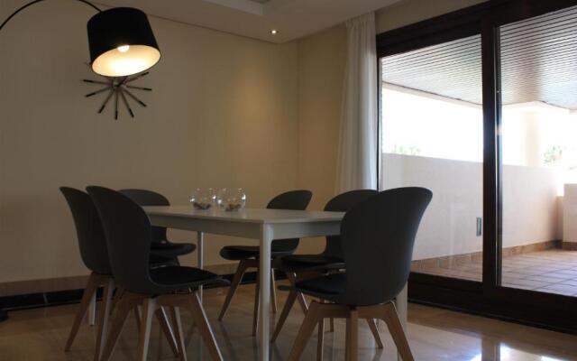 104 - Apartment with private swimming pool