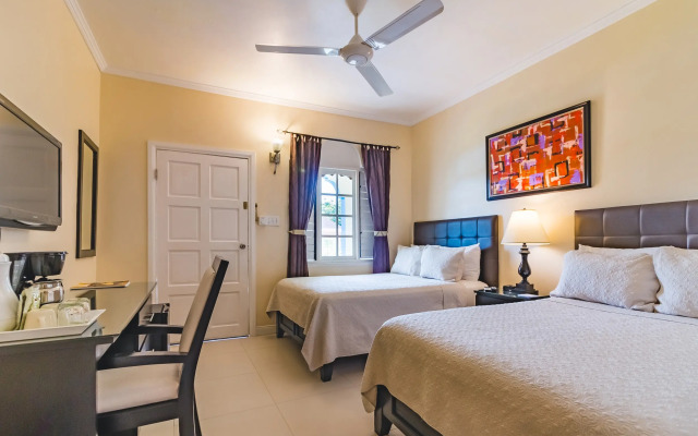Travellers Beach Resort